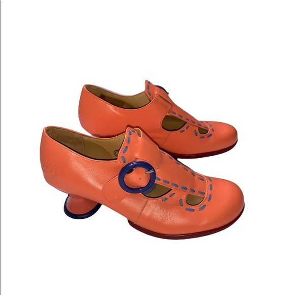 John Fluevog Enneagram Enthusiast vintage style t-strap heel SOLD - Picture 4 of 7